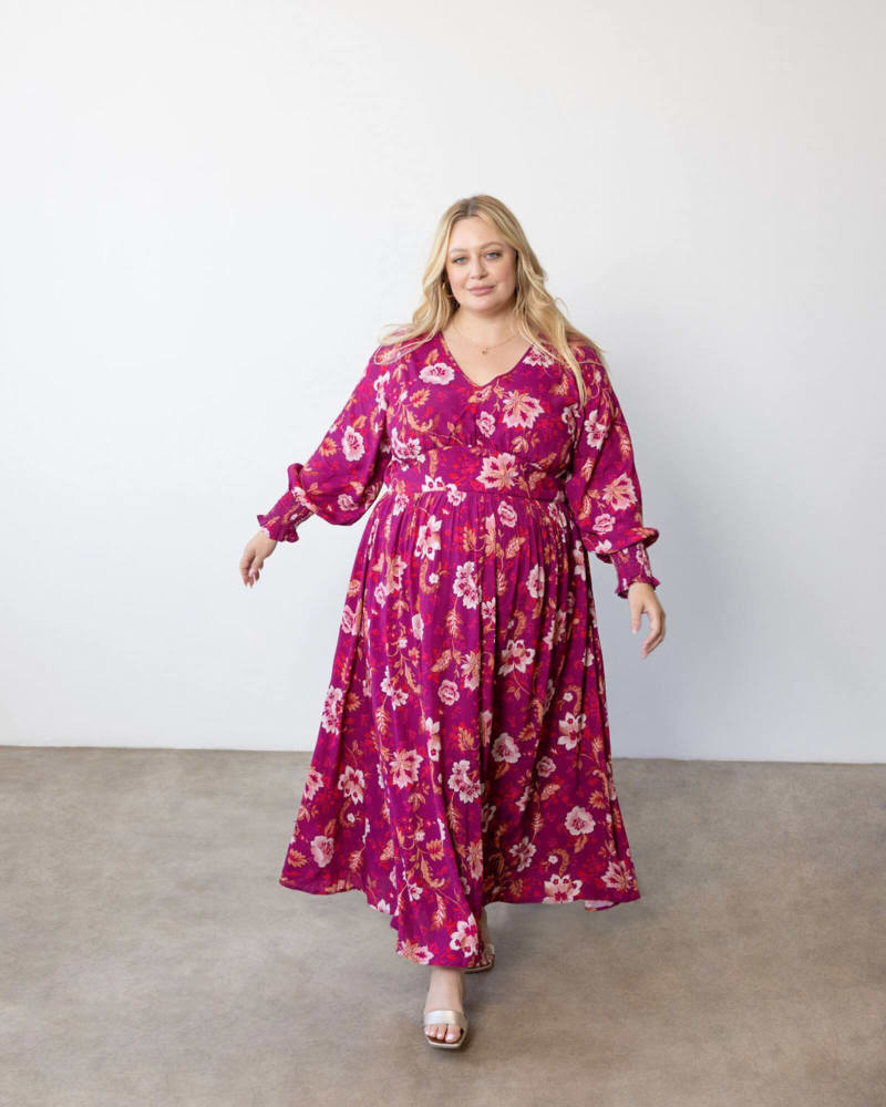 Front of a model wearing a size 1 Rebecca Maxi Dress in Bordeaux Print by Dani Marie. | dia_product_style_image_id:312356